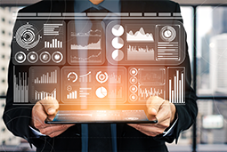 Ezpay钱包国际：深化、多元｜供需两端打造复合型人才